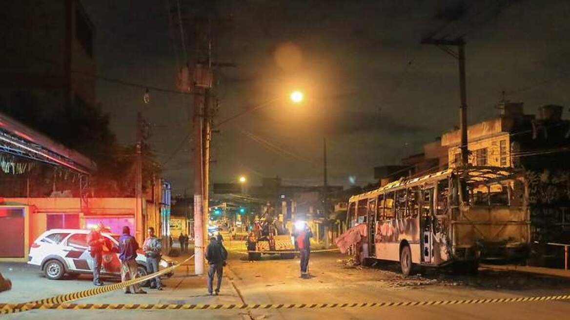 Βραζιλία: Καίγοντας λεωφορεία ξέσπασαν οι Βραζιλιάνοι για τη συντριβή από τη Γερμανία
