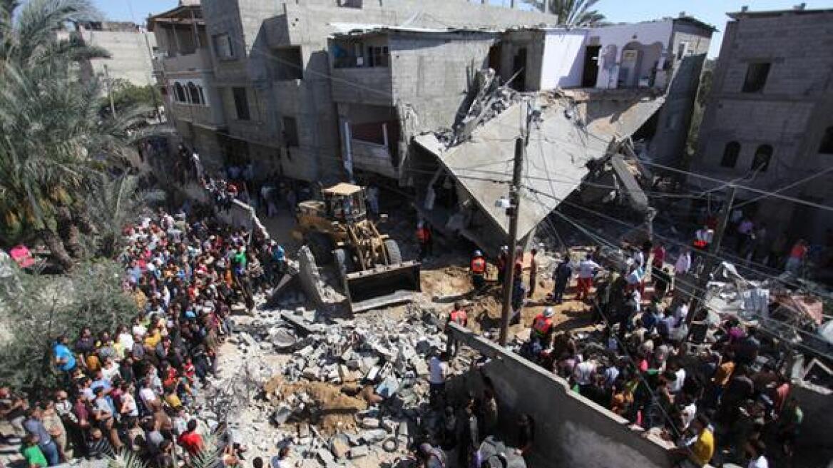 Όλεθρος στη Γάζα: Τουλάχιστον 25 οι νεκροί από τους ισραηλινούς βομβαρδισμούς