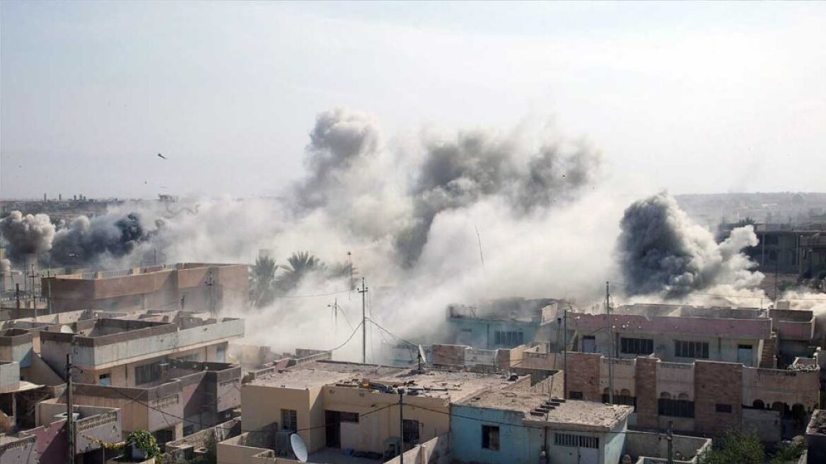 Ισραηλινά αεροσκάφη βομβάρδισαν σπίτια στελεχών της Χαμάς