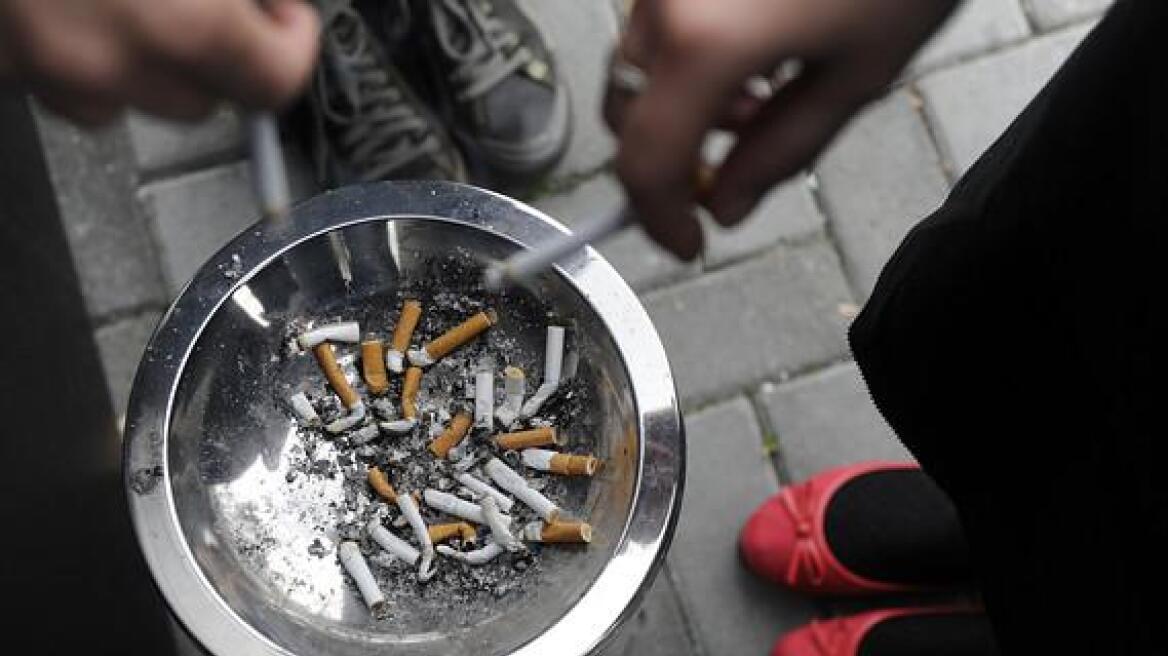 Τρίτοι στον κόσμο στην κατανάλωση τσιγάρων οι Ελληνες