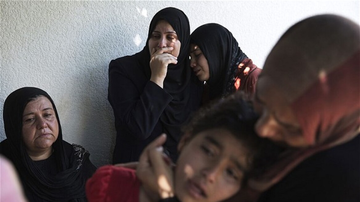 Γάζα: Τουλάχιστον 35 σοροί Παλαιστινίων έχουν ανασυρθεί από τα ερείπια 
