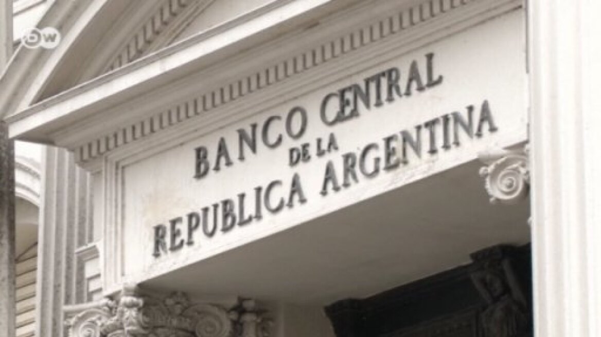 FT: H Αργεντινή προετοιμάζεται για νέα κρατική χρεοκοπία 