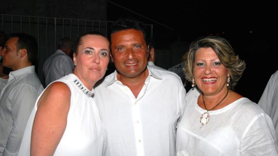 Ιταλία: Διασκεδάζει σε πάρτι εκδότη ο καπετάνιος του Costa Concordia!