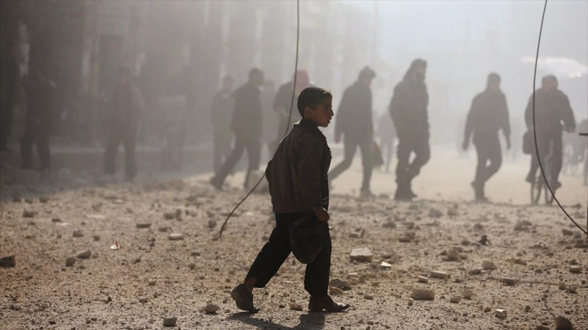 Χαλέπι: Βαρέλια με εκρηκτικά σκότωσαν 15 άμαχους - Ανάμεσά τους εξι παιδιά
