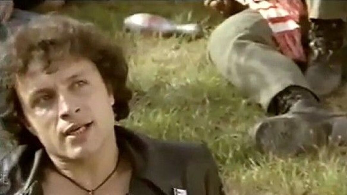 Γιώργος Πετρόχειλος: Από τις βιντεοταινίες του '80 στο πλευρό της Χρυσής Αυγής
