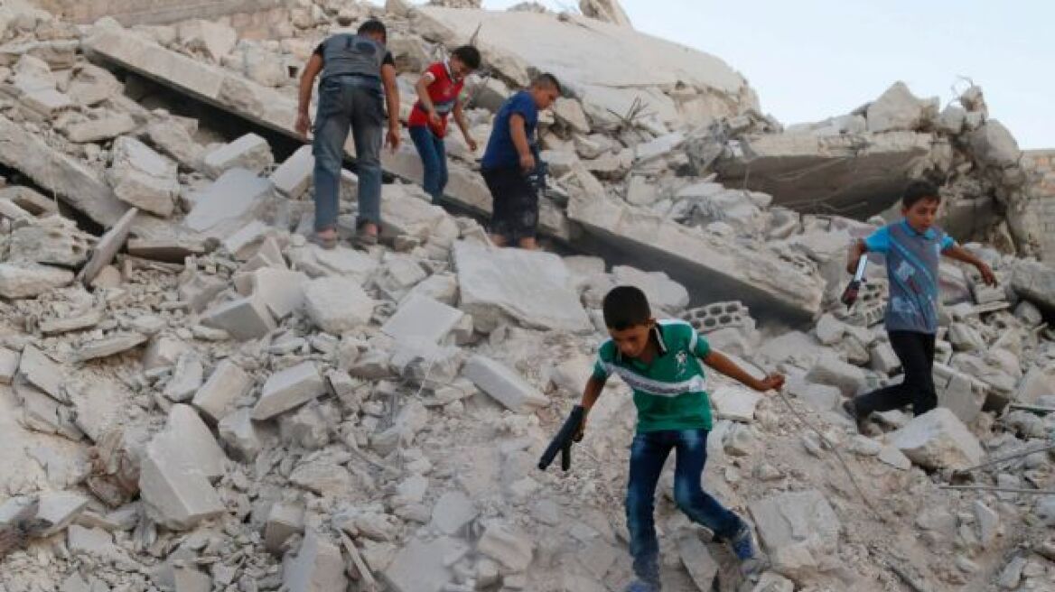 Συρία: 23 νεκροί από βόμβες-βαρέλια στο Ιντλίμπ