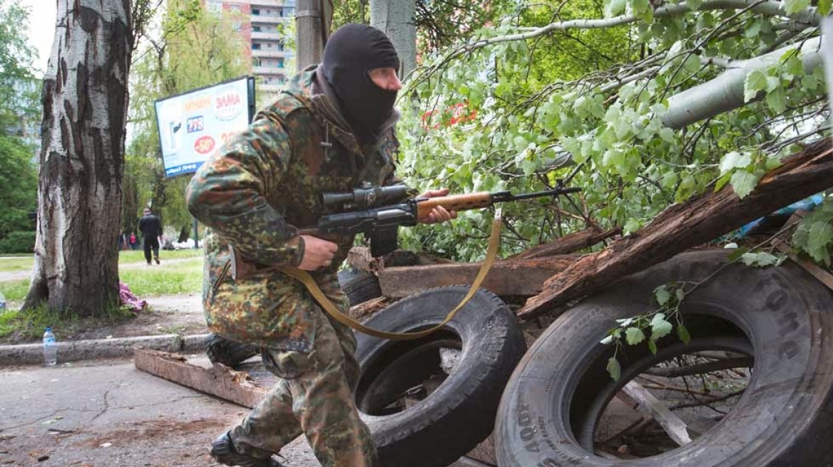 Η Μόσχα κατηγορεί την ΕΕ για μυστικές εξαγωγές όπλων στην Ουκρανία