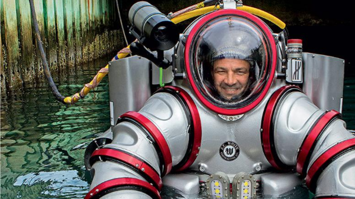 Επιστήμονες φορούν διαστημικού τύπου σκάφανδρο και βουτούν στα Αντικύθηρα