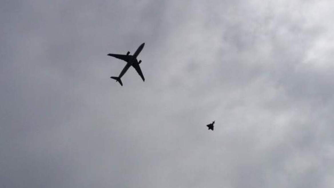 Μάντσεστερ: Ανόητη φάρσα «προσγείωσε» Airbus συνοδεία της RAF