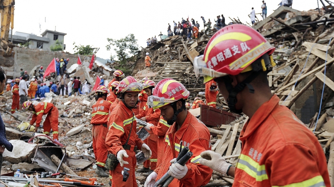 Στους 589 οι νεκροί από τον σεισμό στην Κίνα