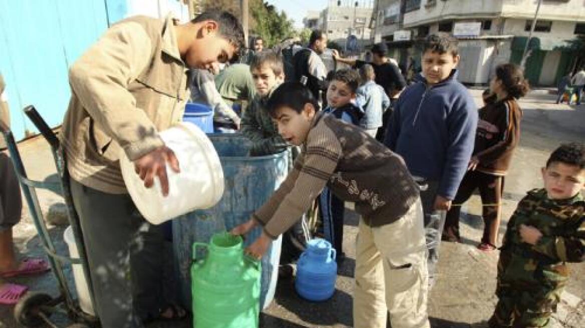 Ηνωμένα Αραβικά Εμιράτα: Στέλνουν καθαρό νερό στη Γάζα