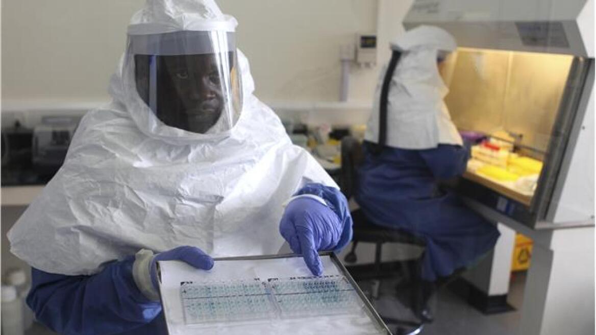Συναγερμός για τον Έμπολα: Σε καραντίνα δύο πόλεις στην ανατολική Σιέρα Λεόνε