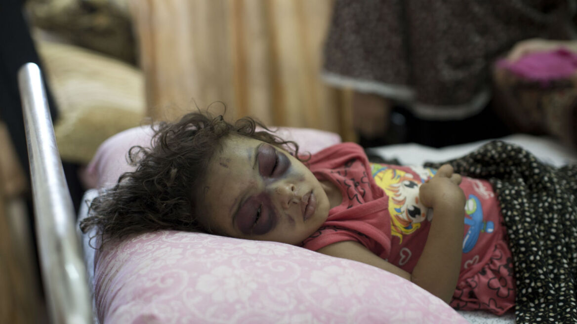 Μία μικρή Παλαιστίνια γίνεται το σύμβολο της σφαγής των παιδιών στη Γάζα