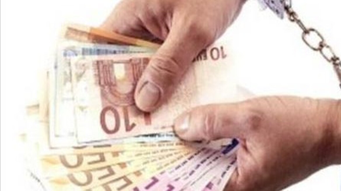 Ηράκλειο: «Χειροπέδες» για 175.000 ευρώ