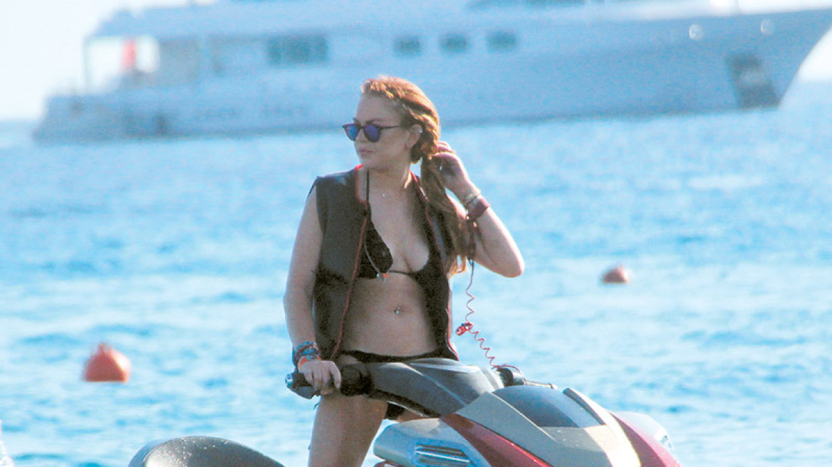 Lindsay  Lohan:To κακό κορίτσι  του Χόλιγουντ  τα σπάει στη Μύκονο
