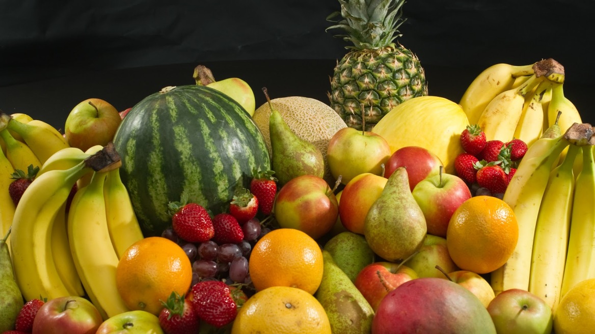 Βίντεο: Δείτε έξι φρούτα που τρώμε «λάθος»