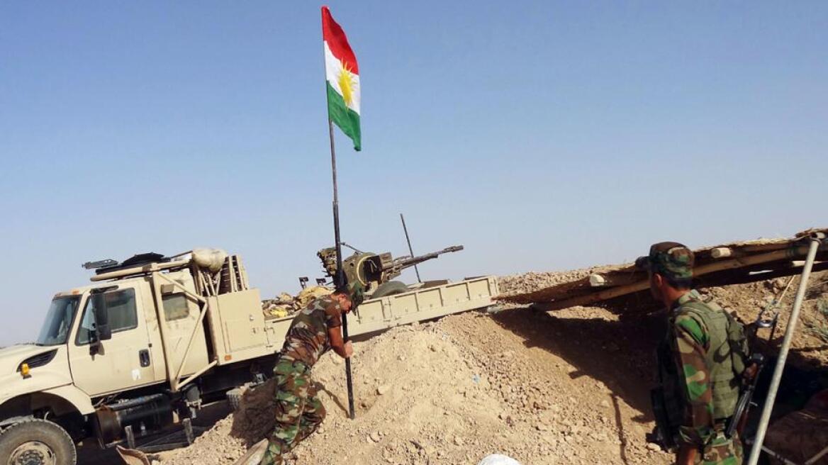 Όπλα στους Κούρδους του Ιράκ στέλνει η Γαλλία