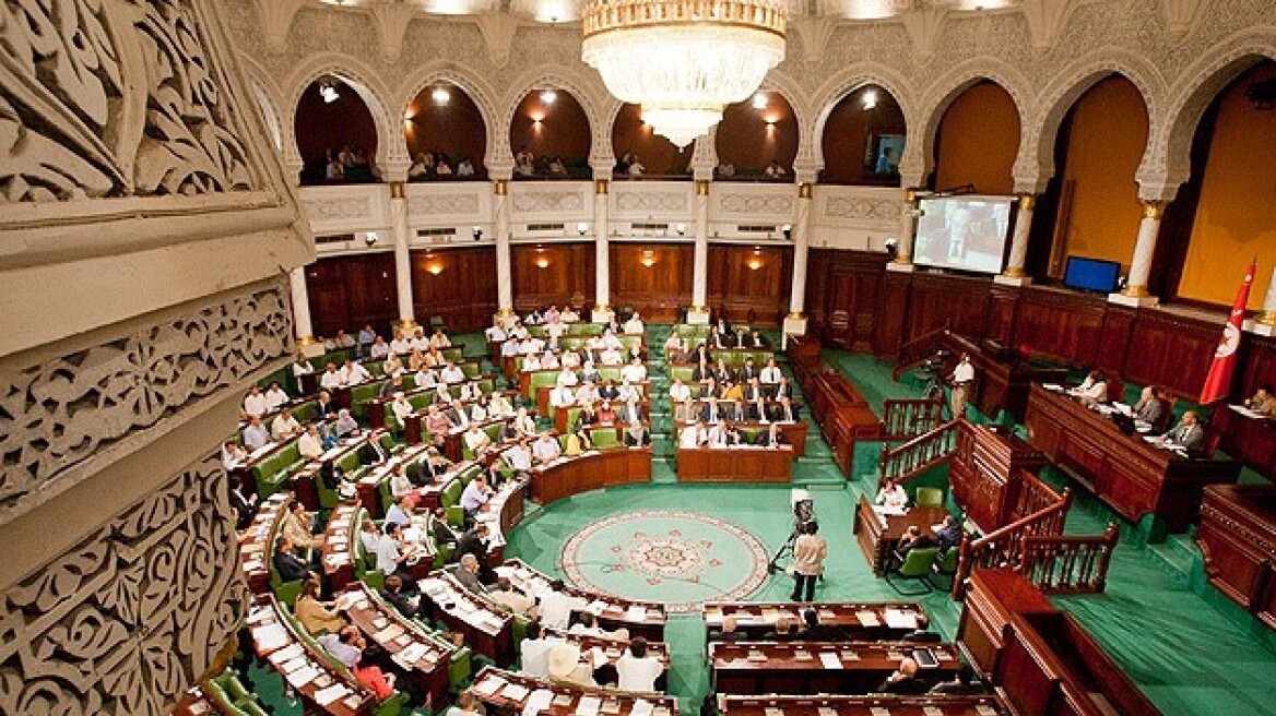 Το κοινοβούλιο της Λιβύης ζητά ξένη επέμβαση