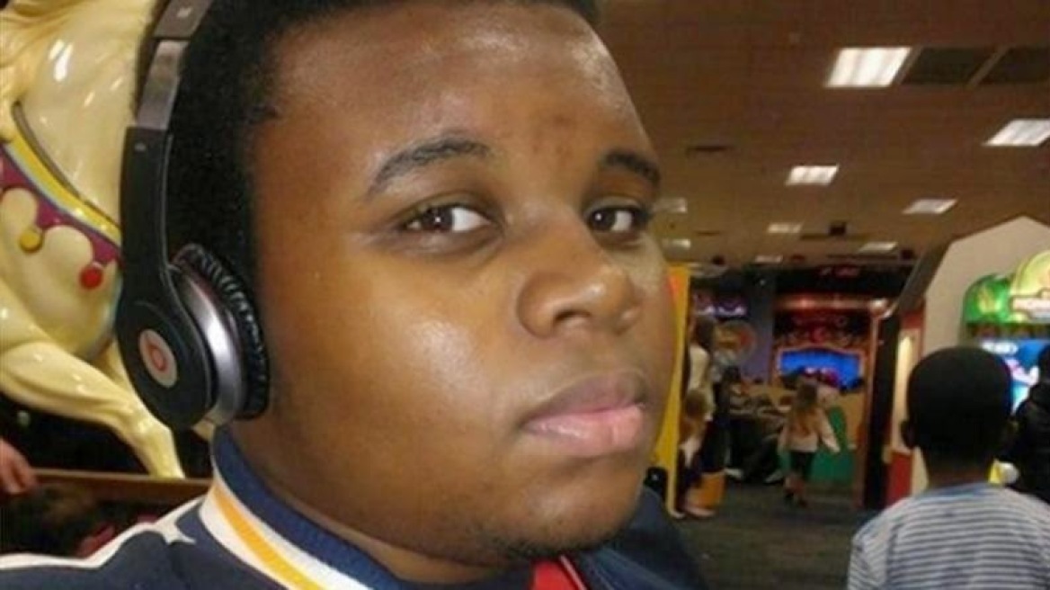 Φέργκιουσον: Τουλάχιστον έξι φορές πυροβόλησε τον 18χρονο ο αστυνομικός