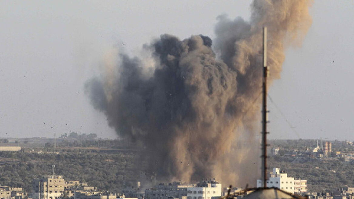 Γάζα: Τρεις ανώτεροι στρατιωτικοί της Χάμας νεκροί από τους ισραηλινούς βομβαρδισμούς