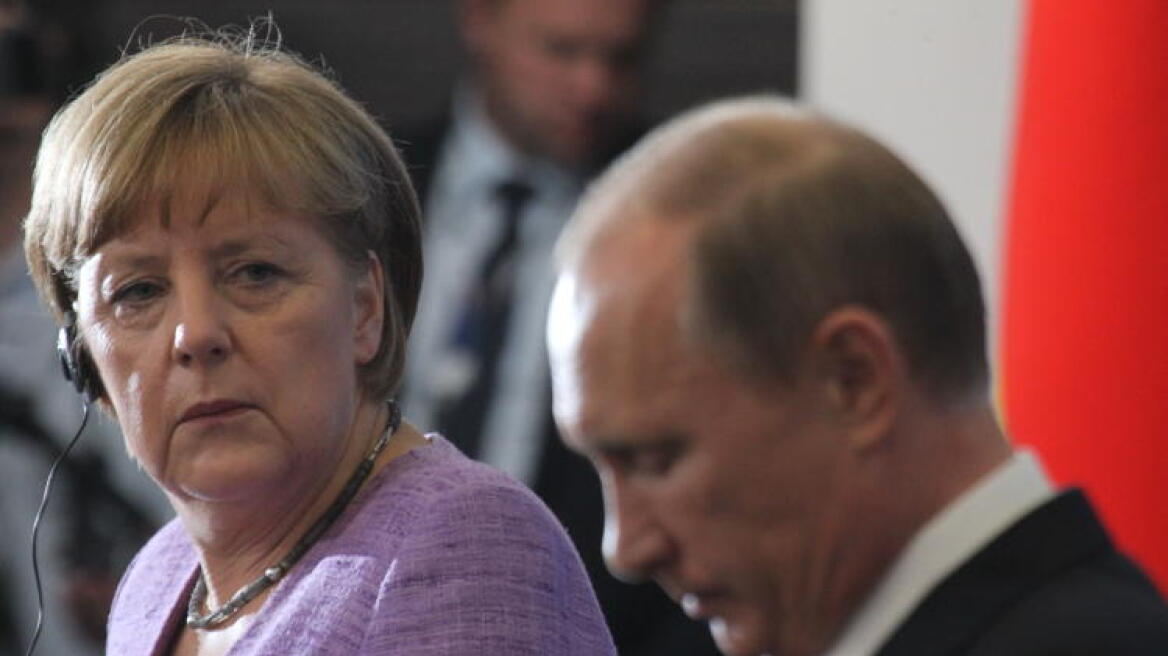 Πούτιν σε Μέρκελ: Το κονβόι «δεν μπορούσε να περιμένει άλλο»