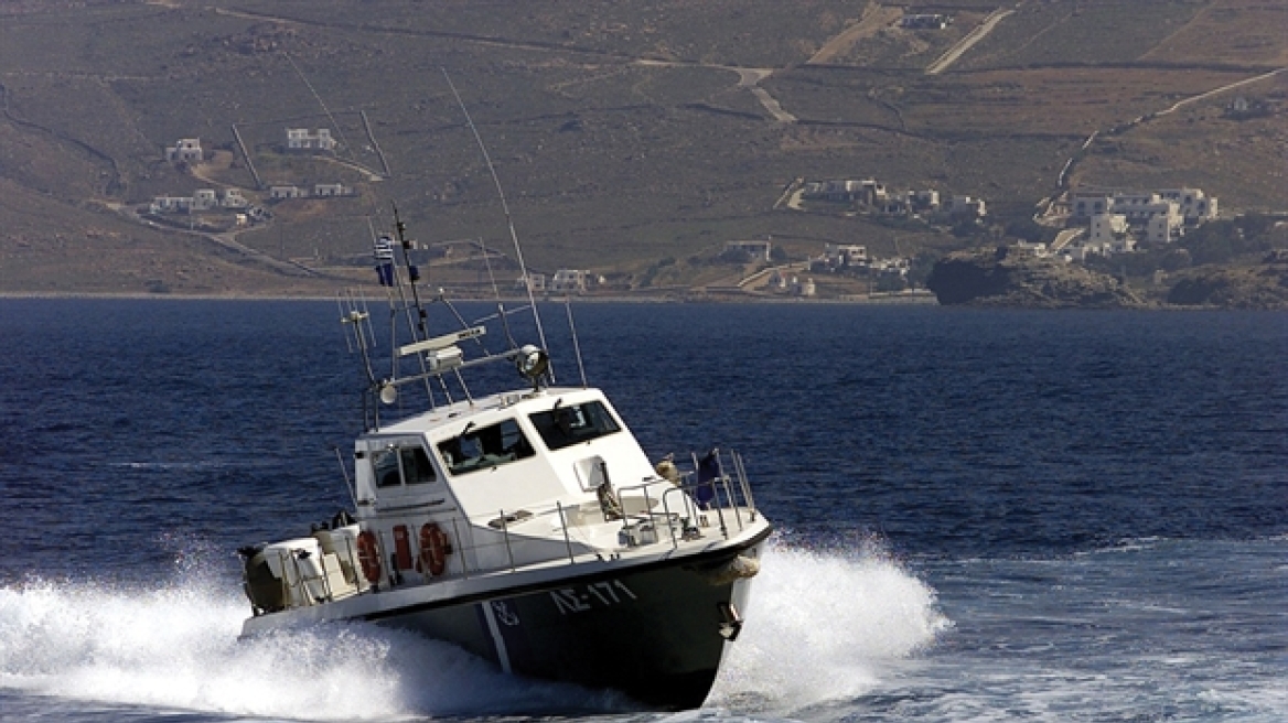 Βυθίστηκε σκάφος στα Χανιά - Περιπέτεια για πέντε επιβαίνοντες