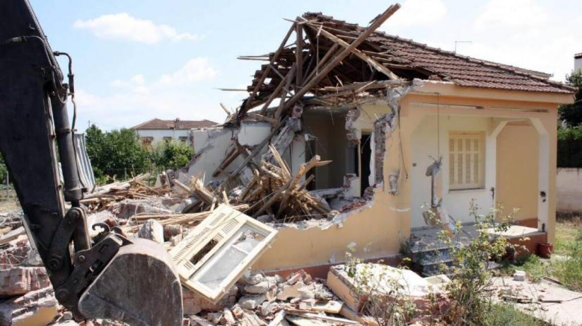 Κατεδαφίζονται 1.800 εγκαταλελειμμένα και ερειπωμένα κτίρια της Αθήνας