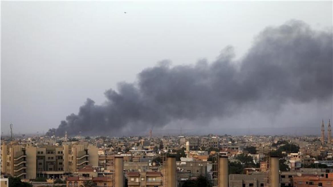 Κάιρο: Διαψεύδει ότι βομβάρδισε θέσεις ισλαμιστών στη Λιβύη