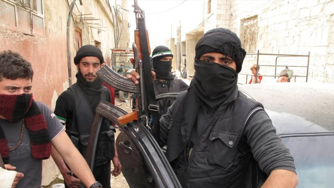 Το Ισλαμικό Κράτος κατέλαβε το τελευταίο προπύργιο των κυβερνητικών δυνάμεων στη βόρεια Συρία