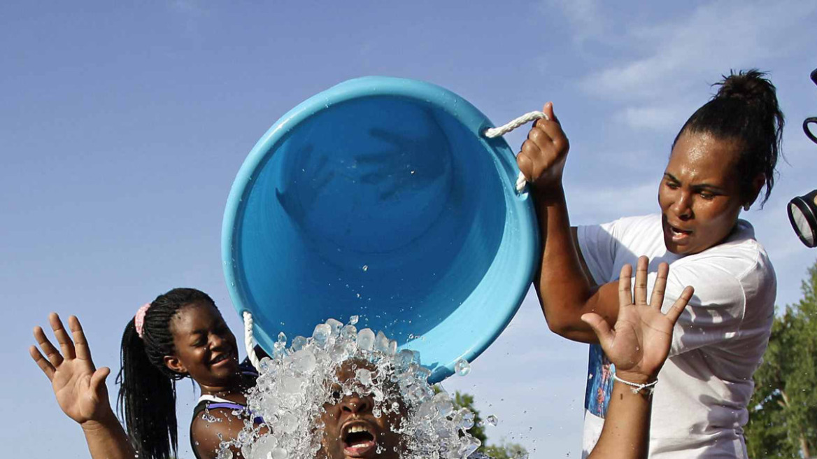 Τα 80 εκατ. δολάρια  φτάνουν οι προσφορές από το Ice Bucket Challenge