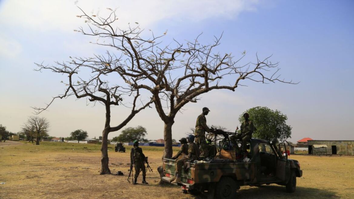 Σουδάν: Πύραυλος κατέρριψε το ελικόπτερο