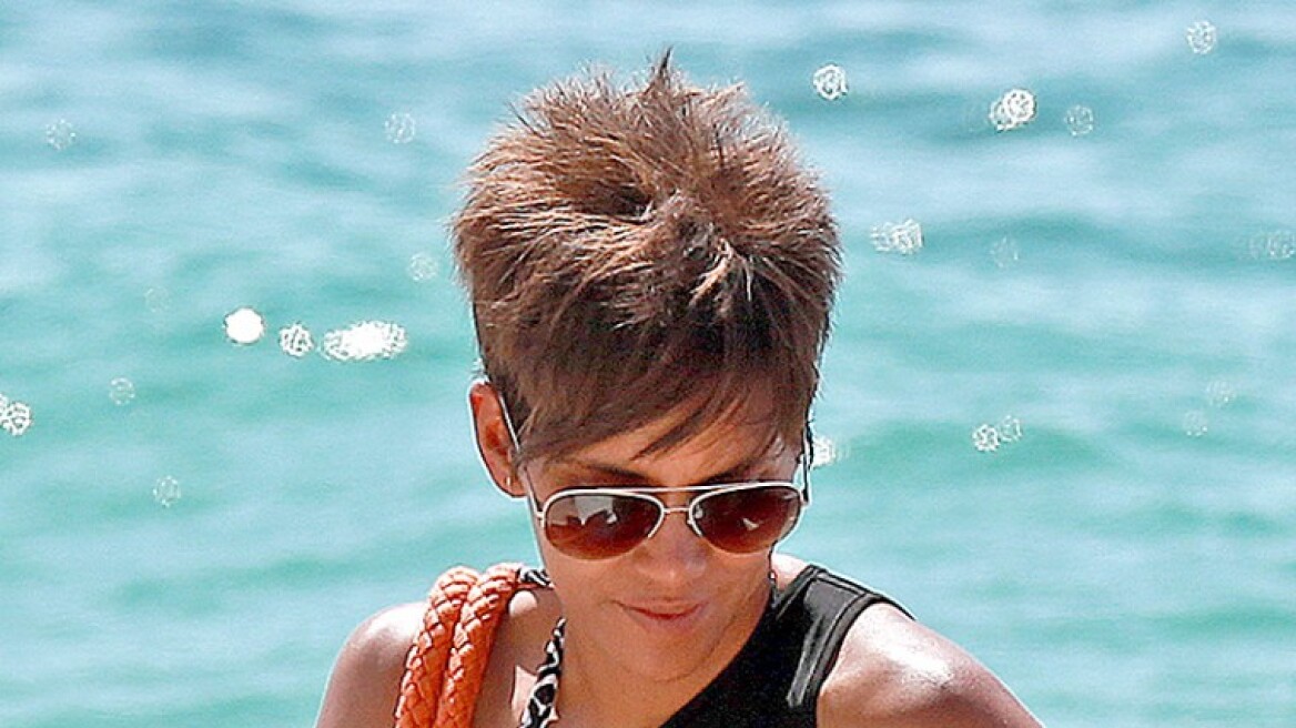 Halle Berry: Τι είδαν οι παπαράτσι;