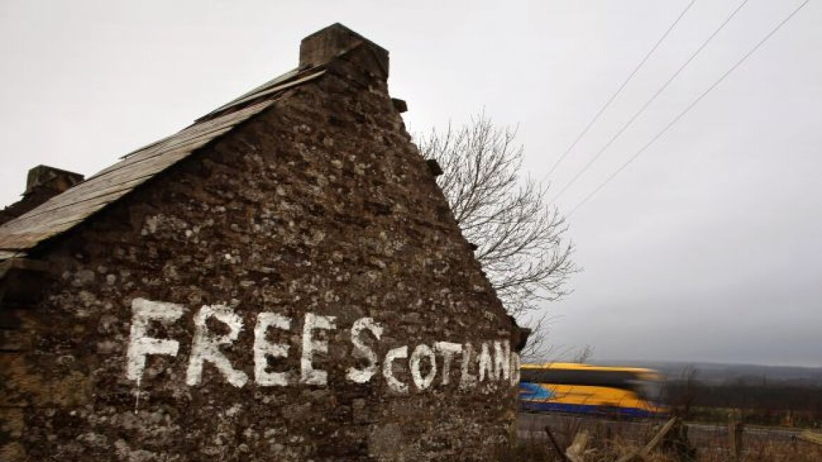 Σκωτία: Άνοδος του «ναι» στην ανεξαρτησία 