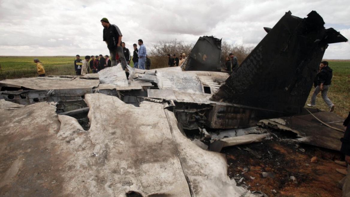 Λιβύη: Τρεις νεκροί από συντριβή μαχητικού αεροσκάφους