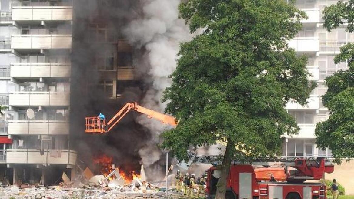Άμστερνταμ: Δύο νεκροί και δύο αγνοούμενοι από έκρηξη σε οχταώροφο κτίριο