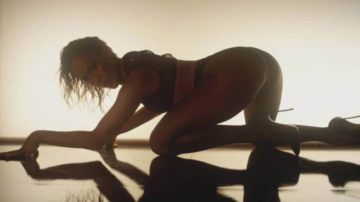 Jennifer Lopez: Το νέο της καυτό βιντεοκλίπ