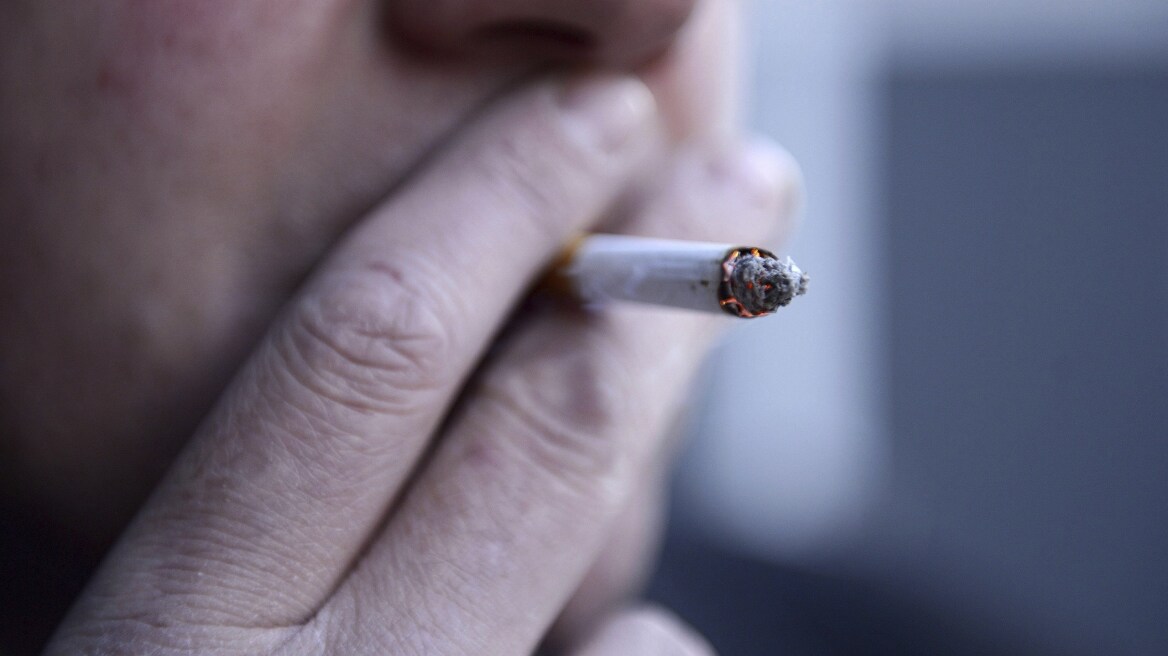 Το κάπνισμα του πατέρα παράγων κινδύνου για παιδικό άσθμα 
