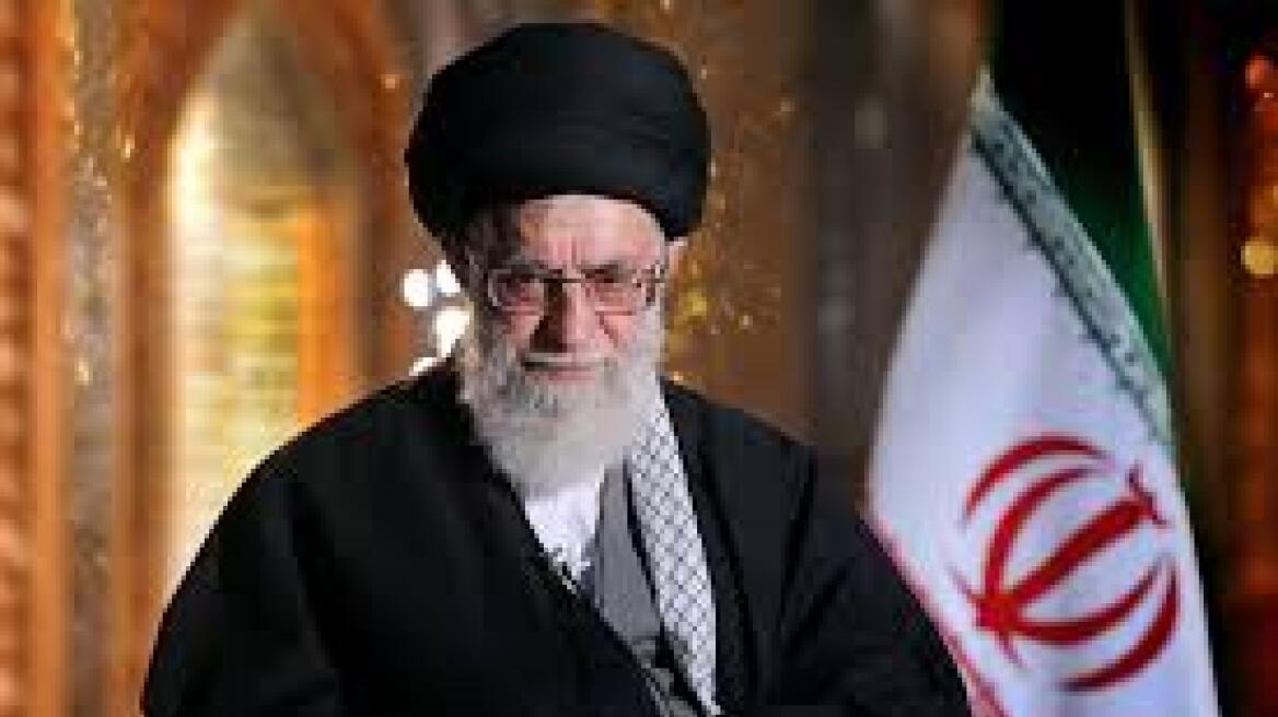 Ιράν: Σε επέμβαση προστάτη υποβλήθηκε ο Αλί Χαμενεΐ