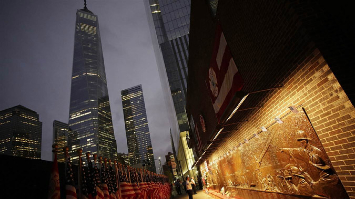 Δείτε συγκινητικές φωτογραφίες από τις εκδηλώσεις για την 11η Σεπτεμβρίου