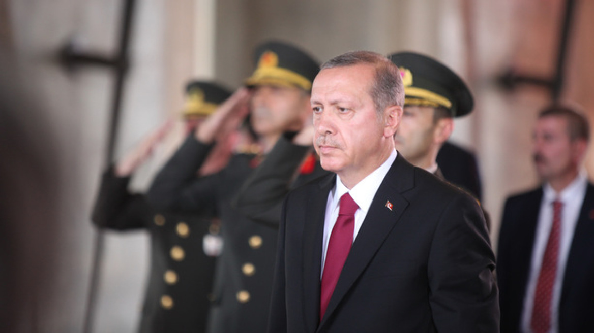 Ο Ερντογάν δε δίνει τουρκικές βάσεις για επιθέσεις κατά των τζιχαντιστών