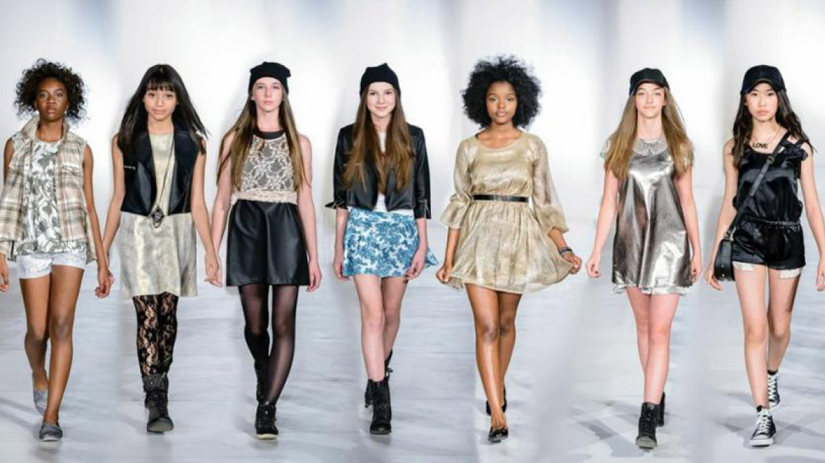 Ιδιοφυής σχεδιάστρια μόδας ετών...13 καταπλήσσει τη Νέα Υόρκη με τις δημιουργίες της