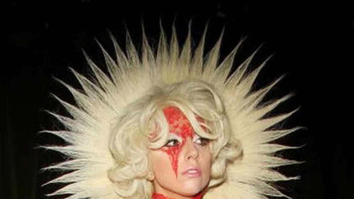 Lady Gaga: Δείτε τις πιο εντυπωσιακές εμφανίσεις της