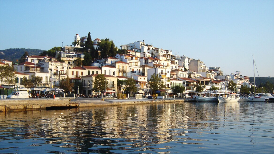 Σκιάθος, Χανιά και Πάργα το top3 των επιλογών των Ελλήνων για διακοπές