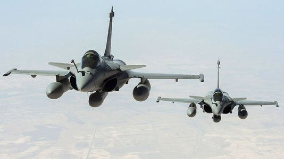 Ξεκίνησαν οι βομβαρδισμοί της Γαλλίας κατά των τζιχαντιστών στο Ιράκ
