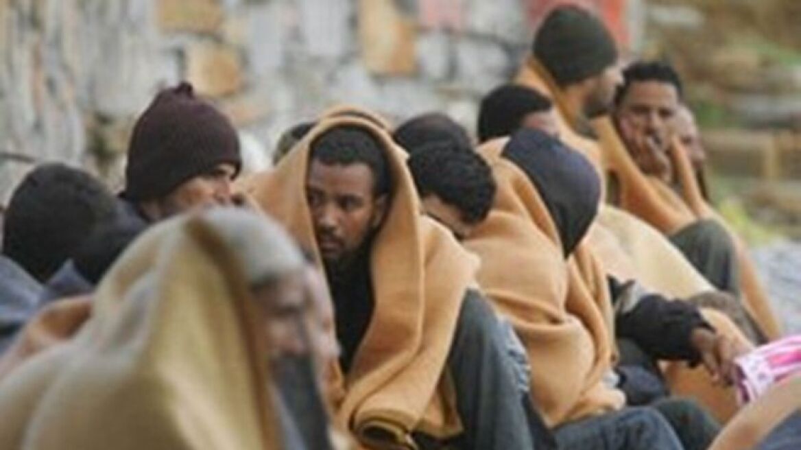 Λιβύη: Δέκα νεκροί σε βύθιση πλοιαρίου με λαθρομετανάστες 
