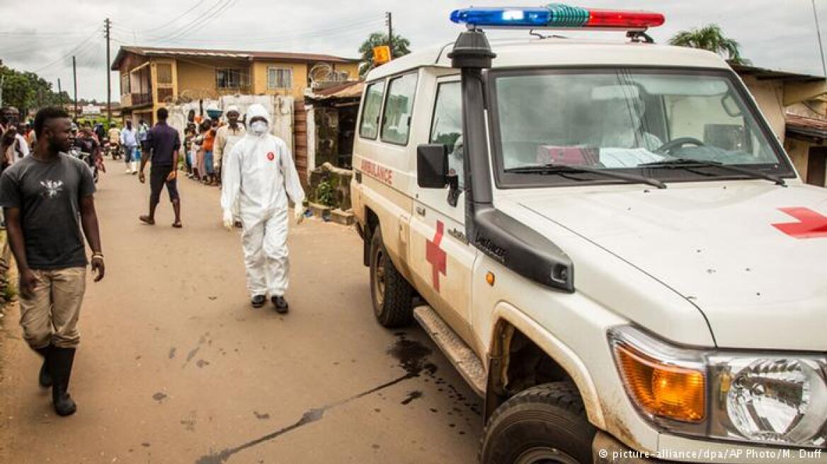 G7: Δεν πρέπει να απομονωθούν οι χώρες που έχουν πληγεί από Έμπολα
