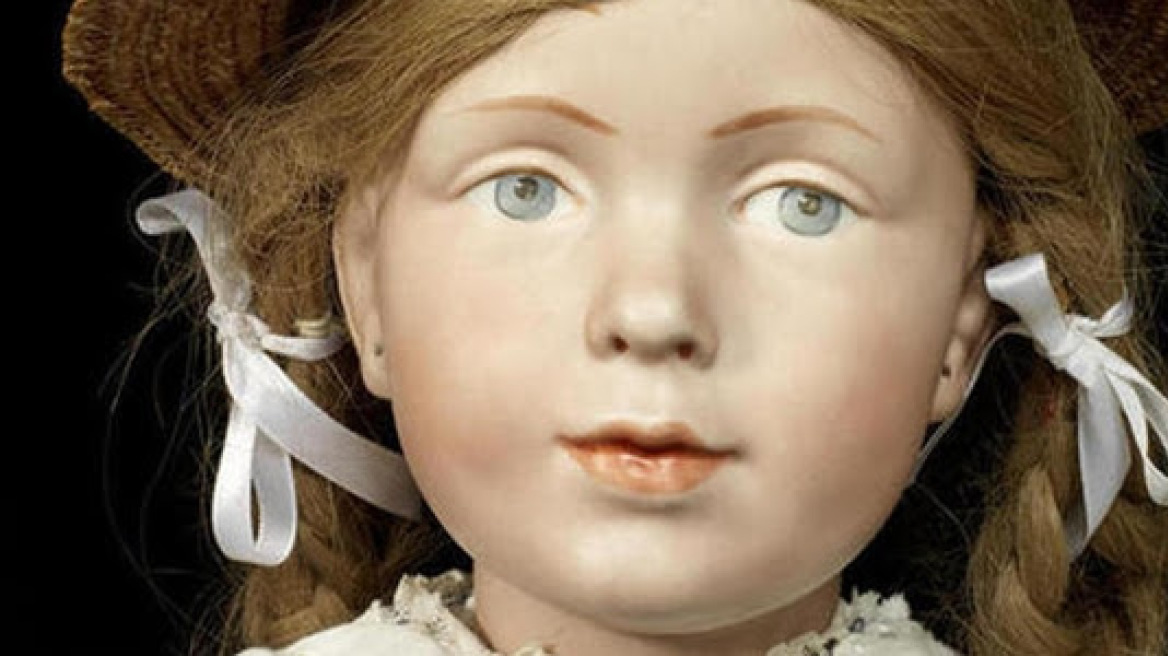 Η πιο ακριβή κούκλα του κόσμου πωλήθηκε για 395.750 δολάρια!