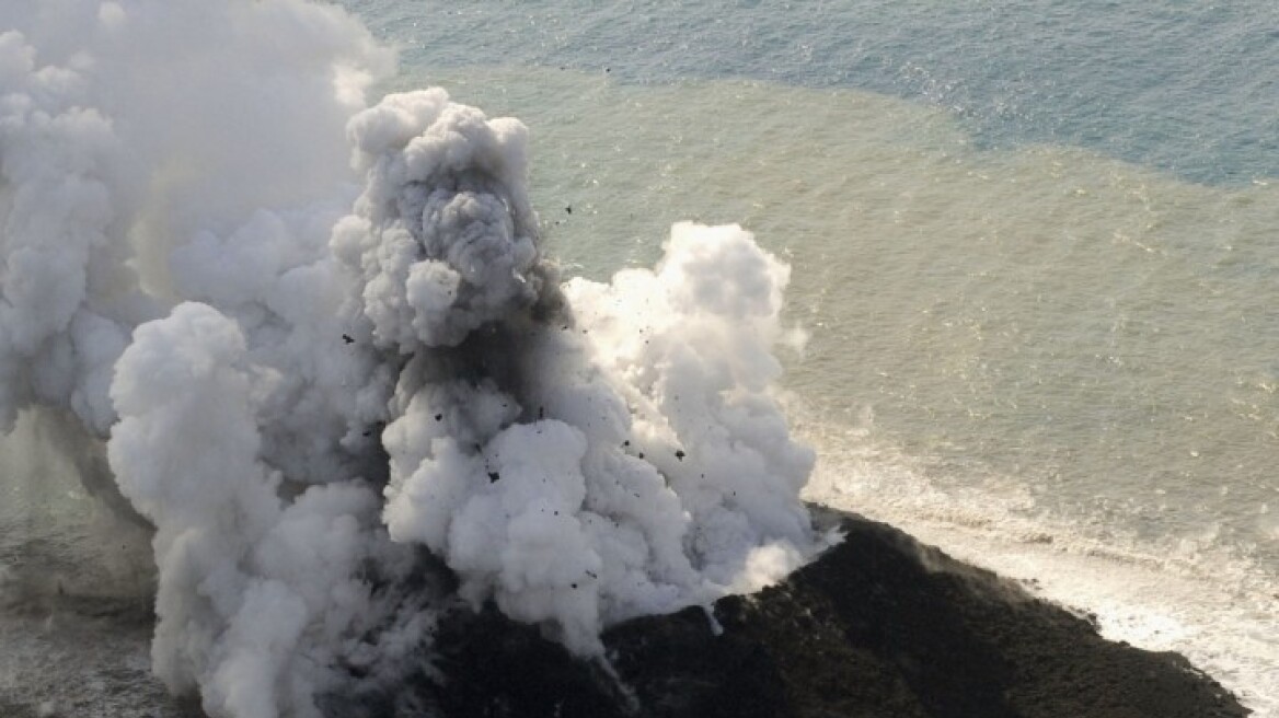 Βίντεο: Ιαπωνία: Μία νεκρή και τουλάχιστον 30 τραυματίες από έκρηξη ηφαιστείου