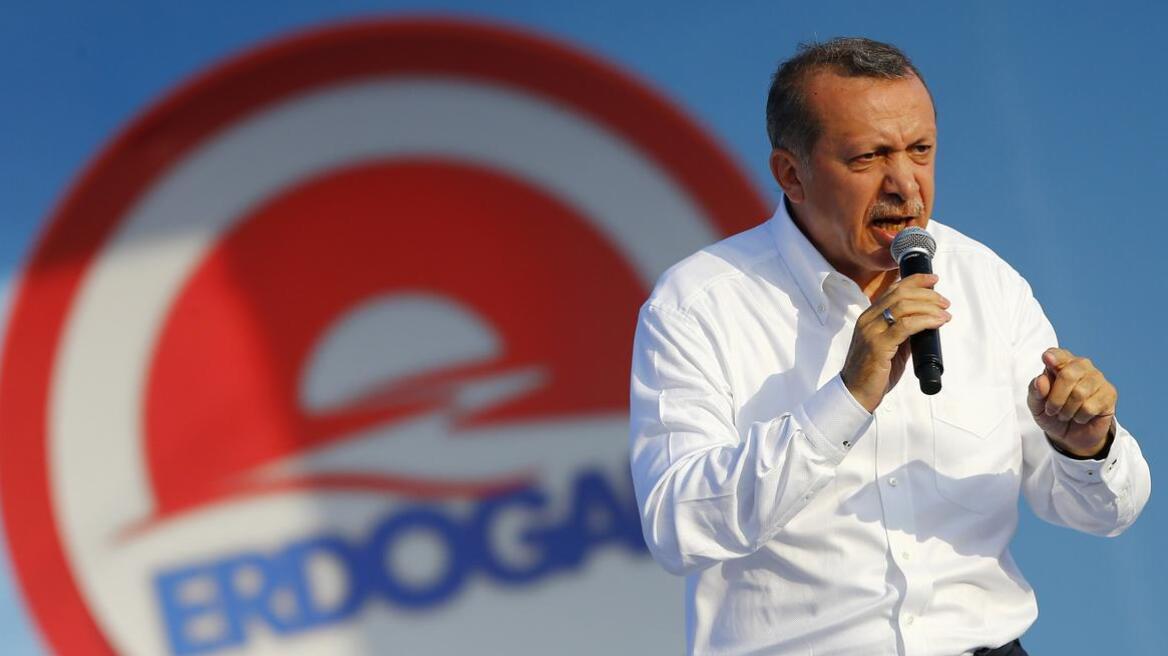 Το τραγούδι της καμπάνιας του Ερντογάν «παίζουν» τα κουδούνια σε σχολείο της Τουρκίας