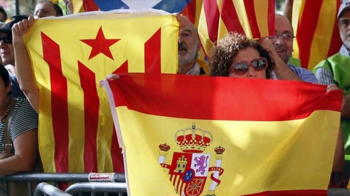 Ραχόι: Το δημοψήφισμα στην Καταλονία δεν είναι συμβατό με το ισπανικό σύνταγμα